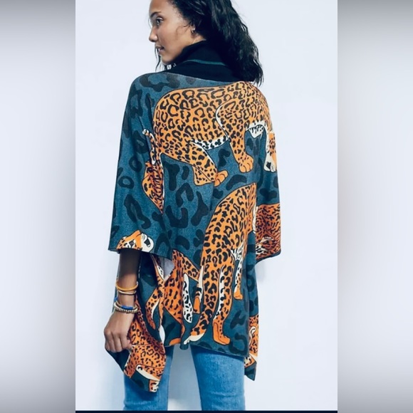 Anthropologie Rare Leopard Poncho Pullover NWT new size Xs/small Rare - Picture 2 of 3